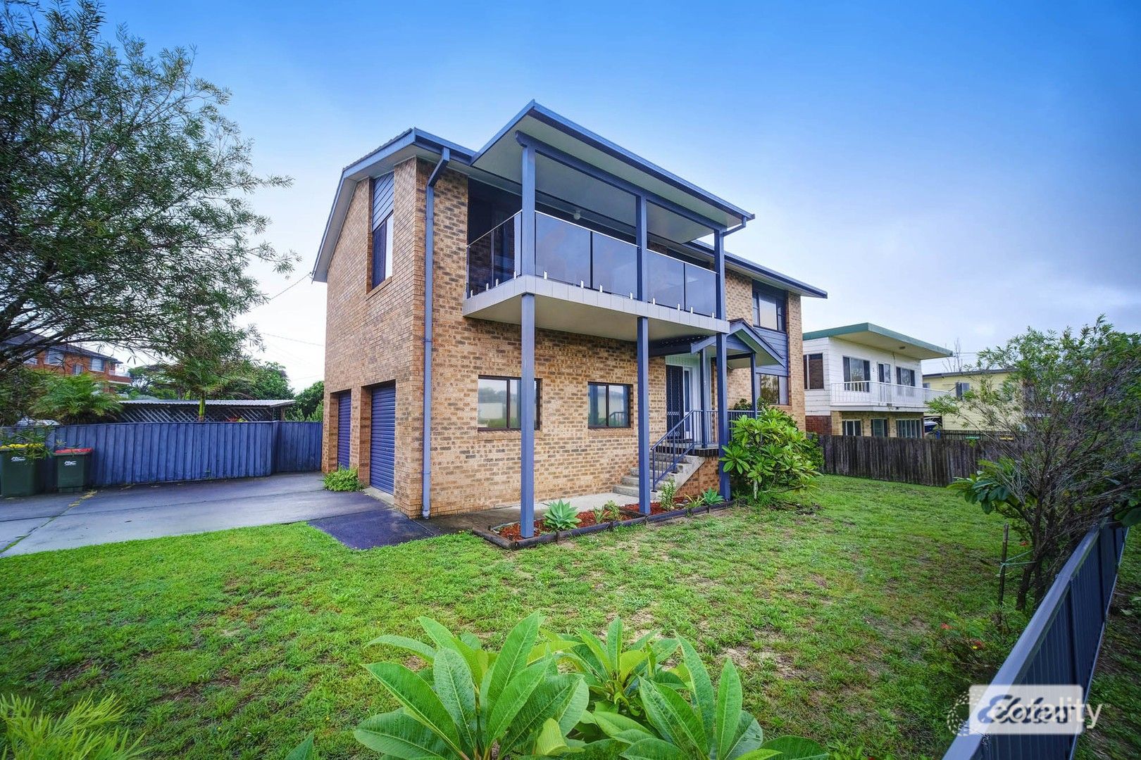 5 Ocean Pde, Manning Point, NSW 2430