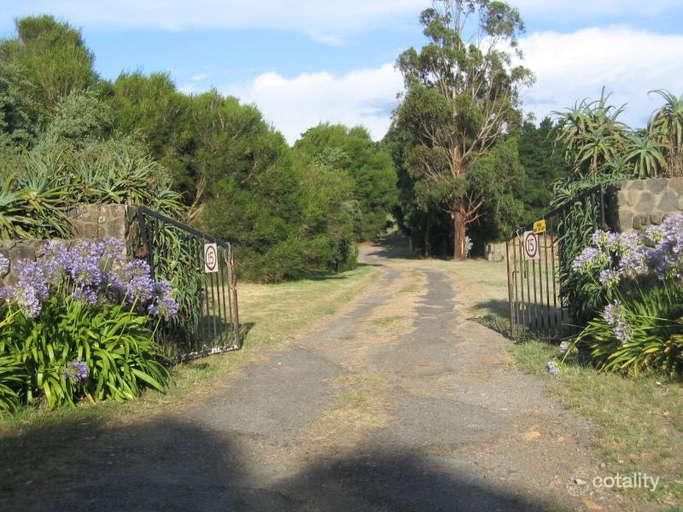 1180 Merriang Rd, Woodstock, VIC 3751