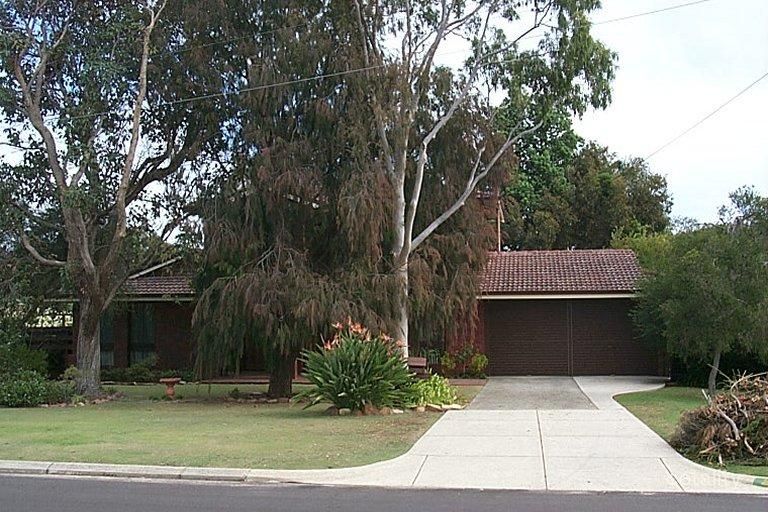 2 Desford Cl, Shelley, WA 6148