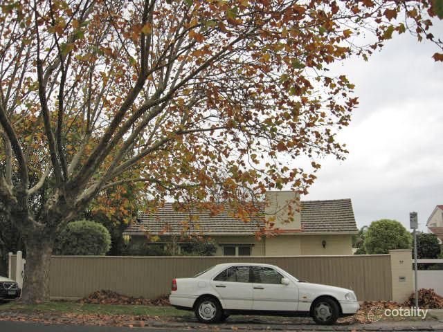 57 Huntingtower Rd, Armadale, VIC 3143