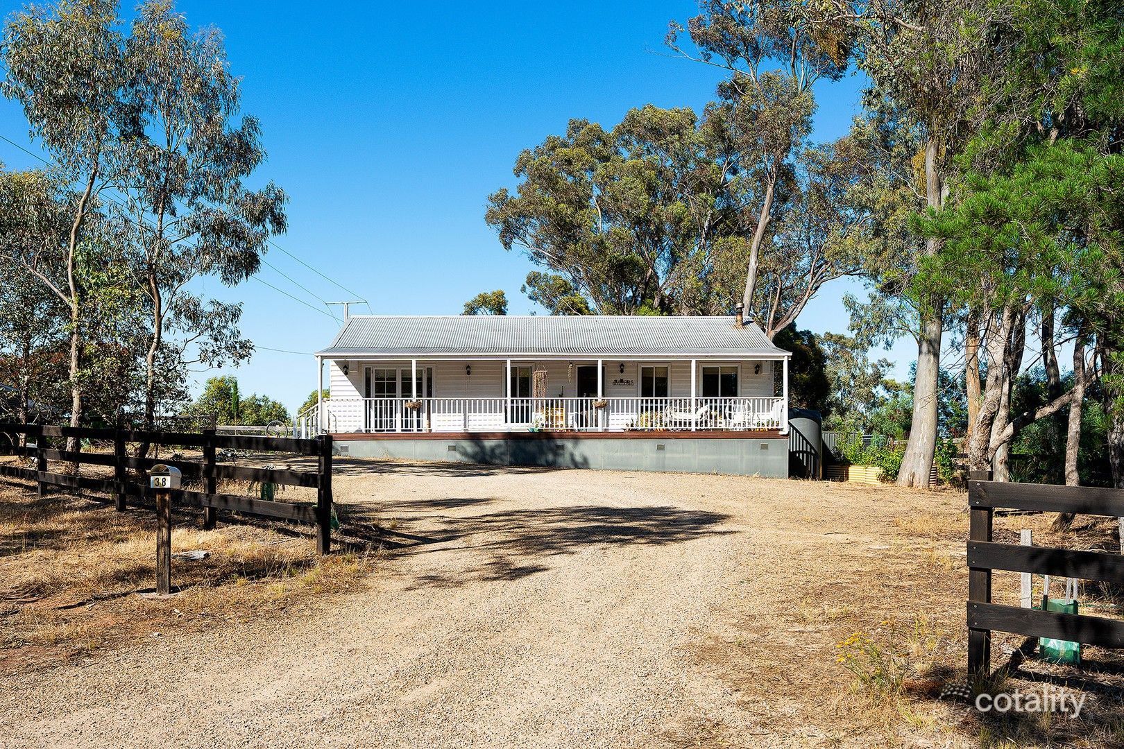 38 Codrington St, Newstead, VIC 3462