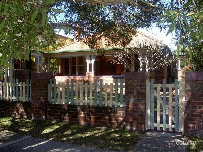 7 Pulver St, Hamilton South, NSW 2303