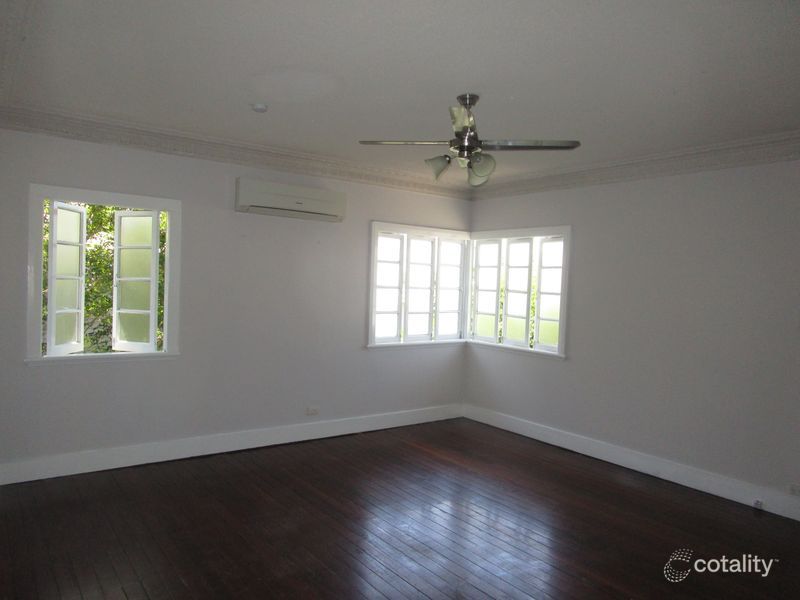 21 Thirteenth Ave, Kedron, QLD 4031