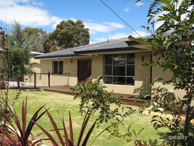 27 Samson St, Fremantle, WA 6160