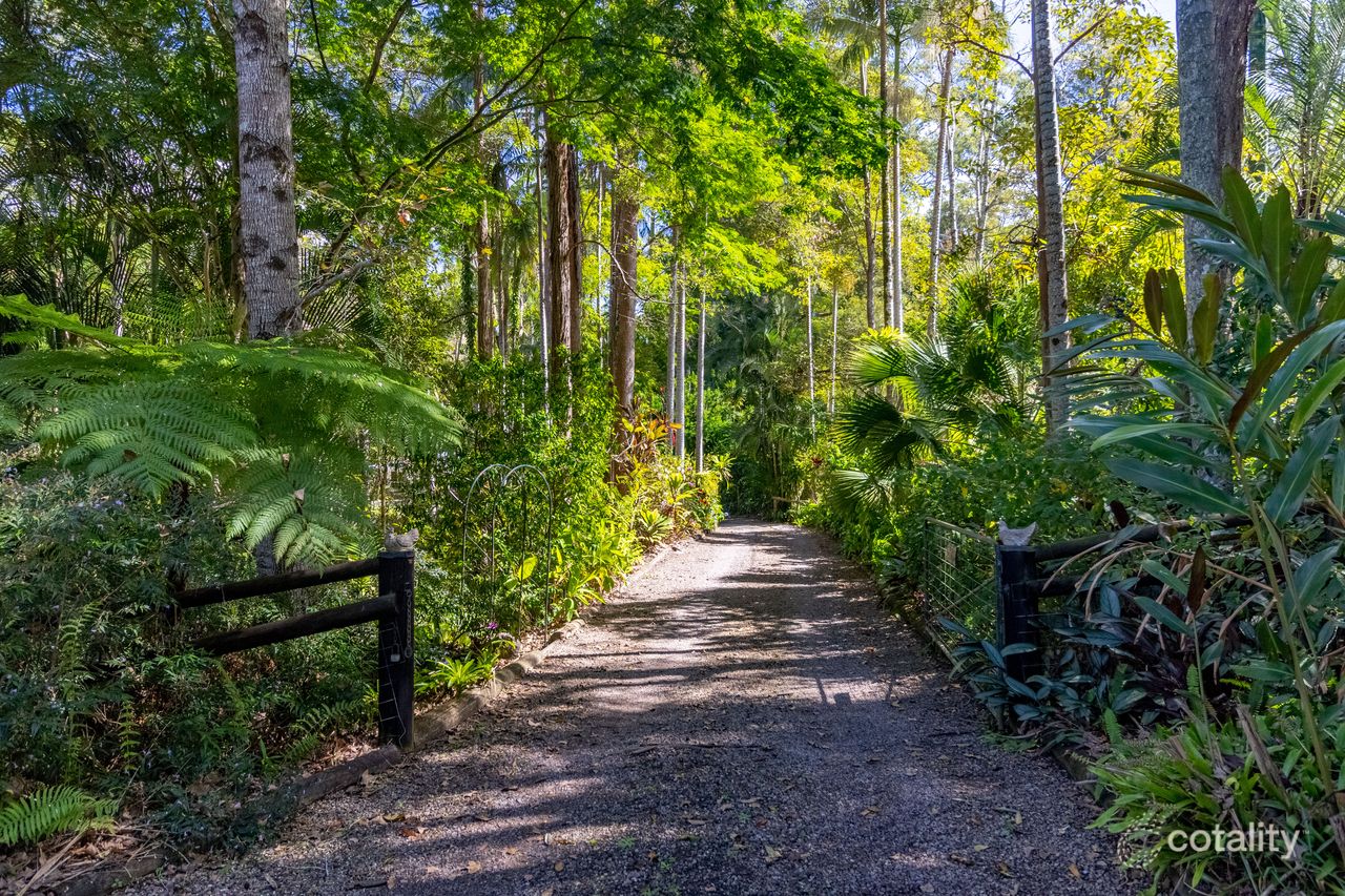 25 Evans Grove Rd, Glenview, QLD 4553