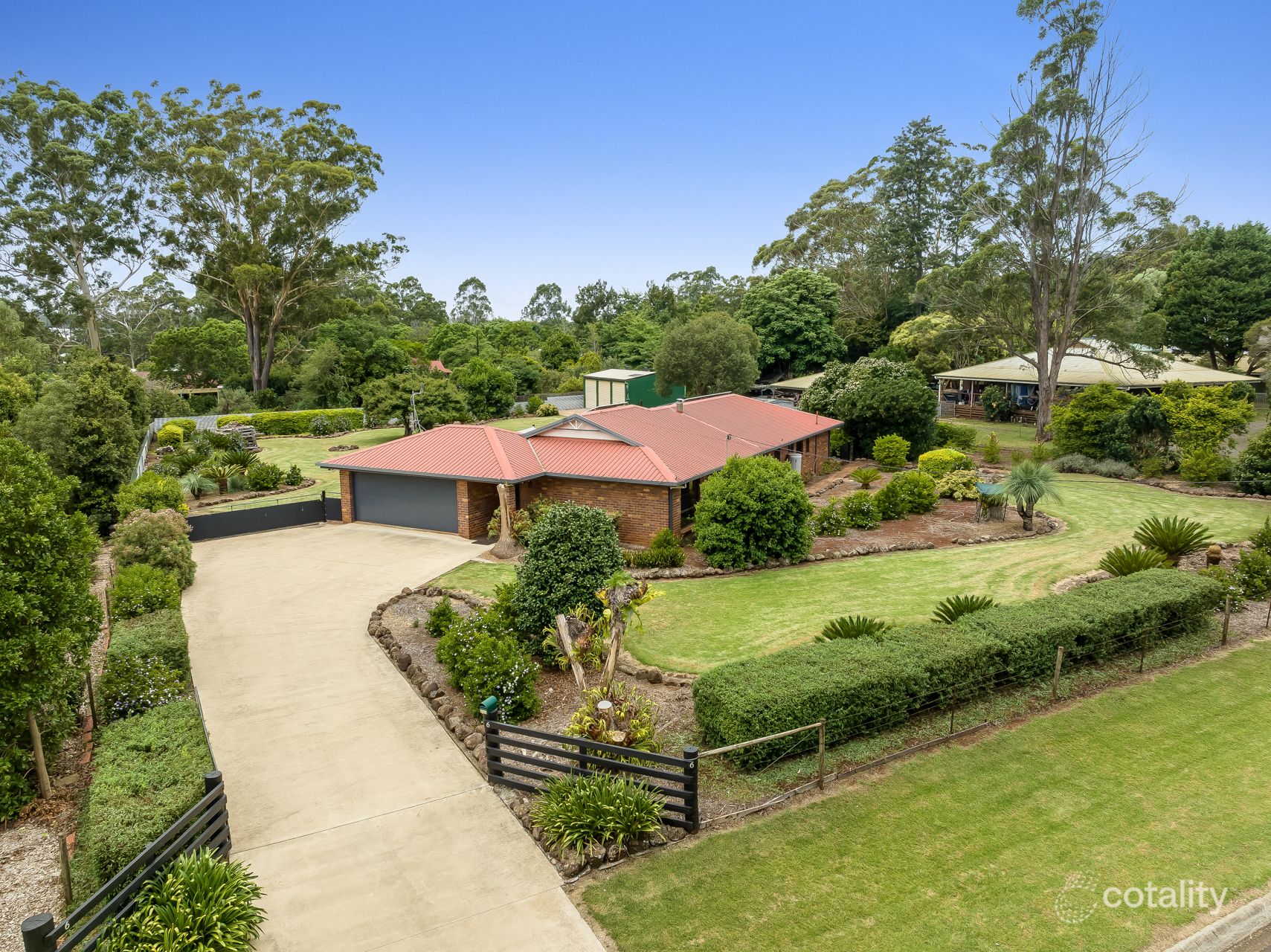 6 Littleton Dr, Highfields, QLD 4352