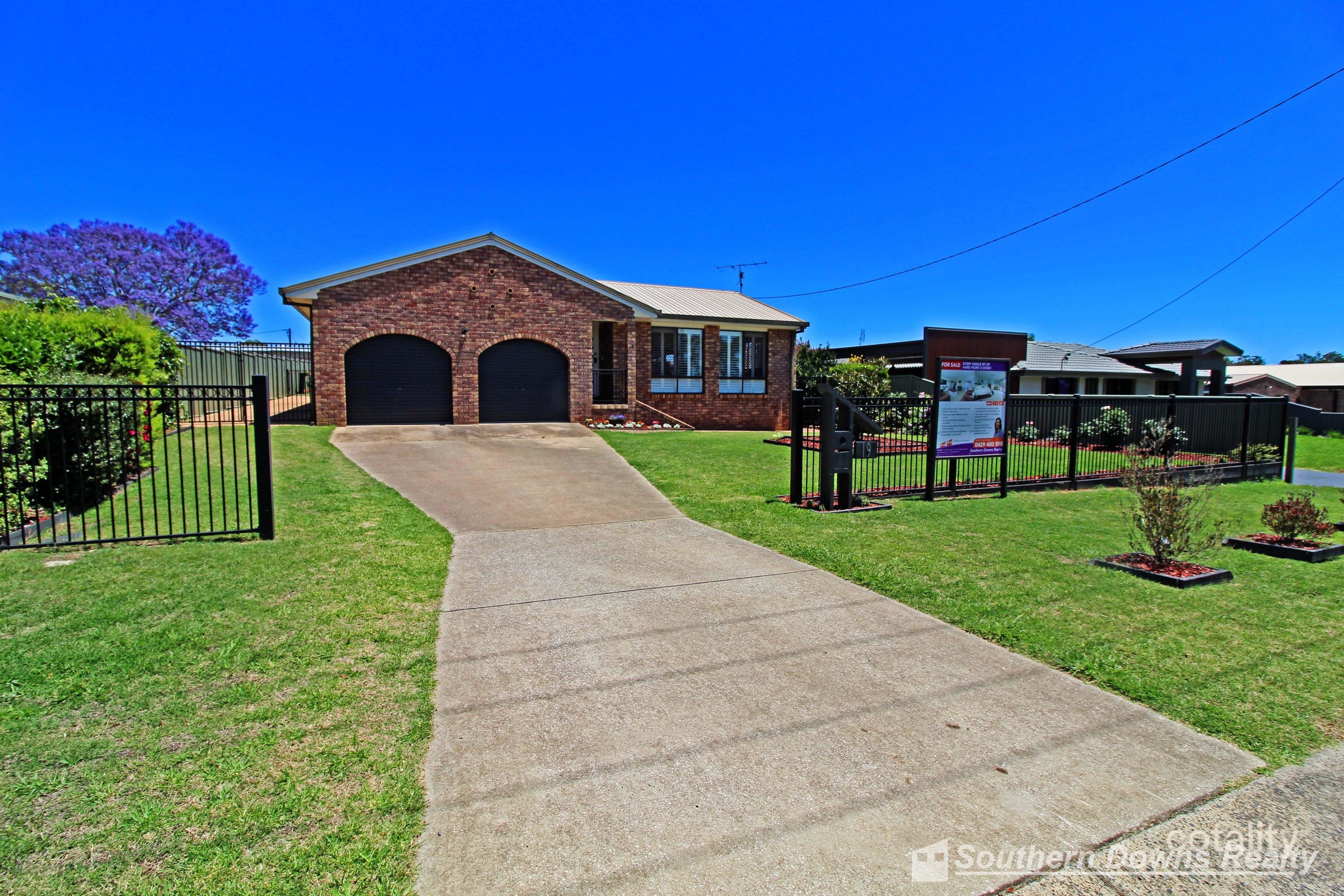 19 Margaret St, Warwick, QLD 4370