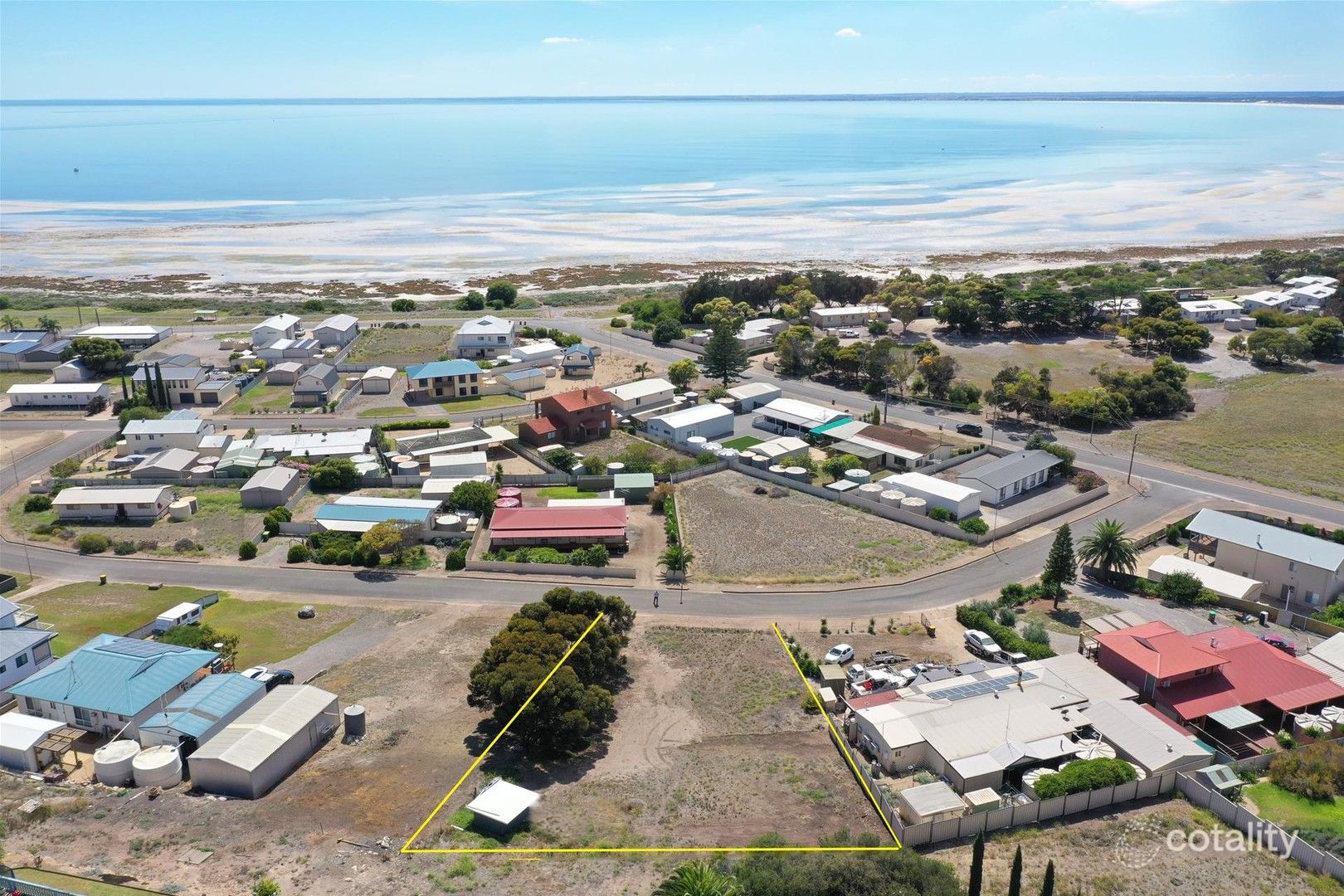 7 Bay Cres, Point Turton, SA 5575