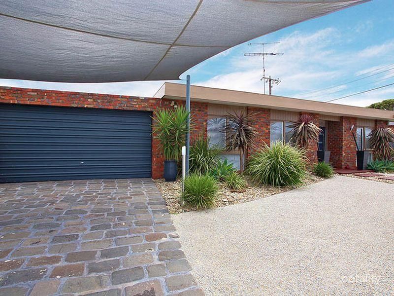 28 Huntingfield Dr, Hoppers Crossing, VIC 3029