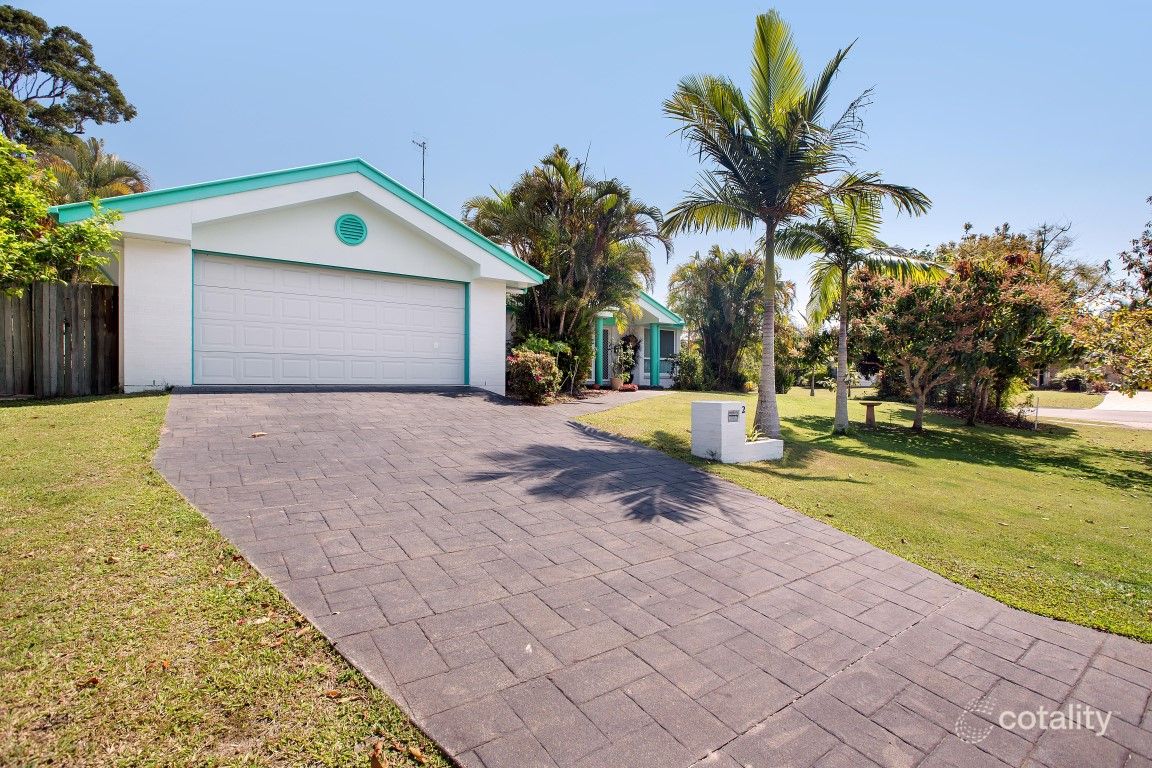 2 Billabong Way, Tewantin, QLD 4565