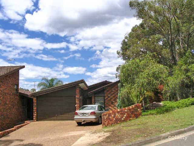 26 Tea Tree Pl, Kirrawee, NSW 2232