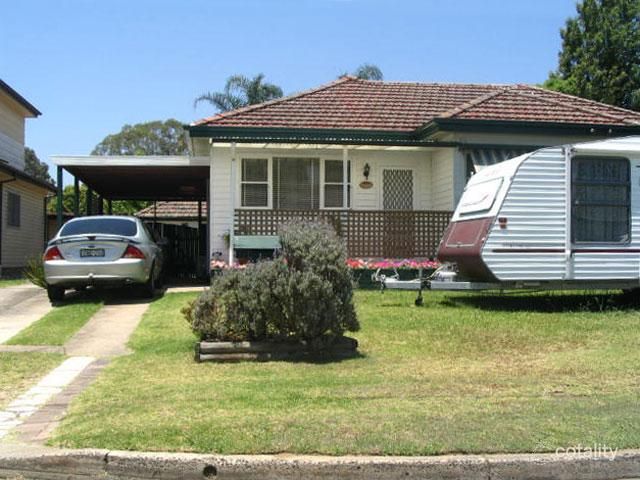 13 Vineyard Ave, Smithfield, NSW 2164