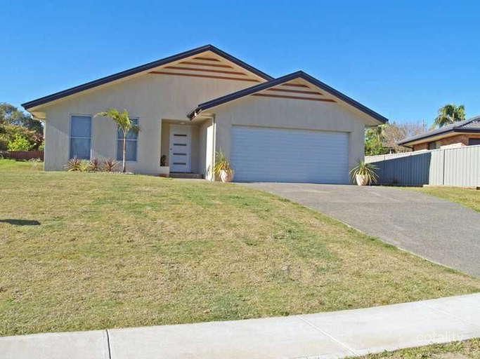 10 Cecil Baldwin Cl, West Kempsey, NSW 2440