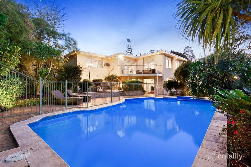 13 Argus Cres, Doncaster East, VIC 3109