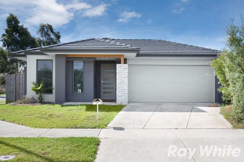 1 Central Ave, Pakenham, VIC 3810