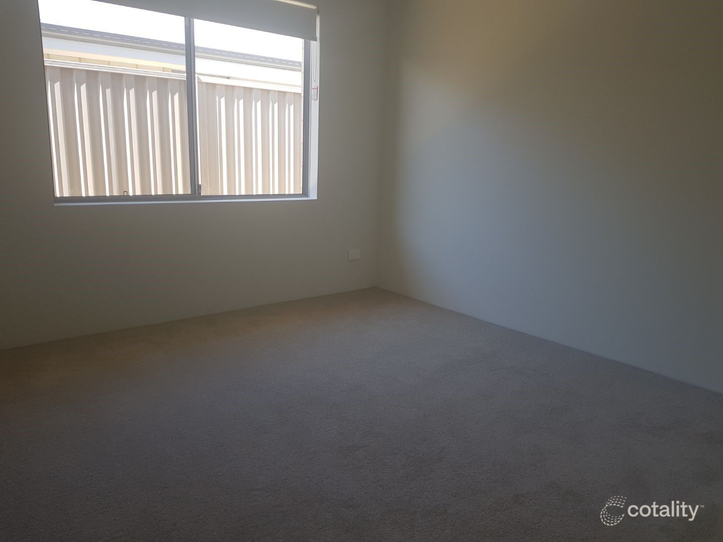 4 Fragrant St, Hammond Park, WA 6164