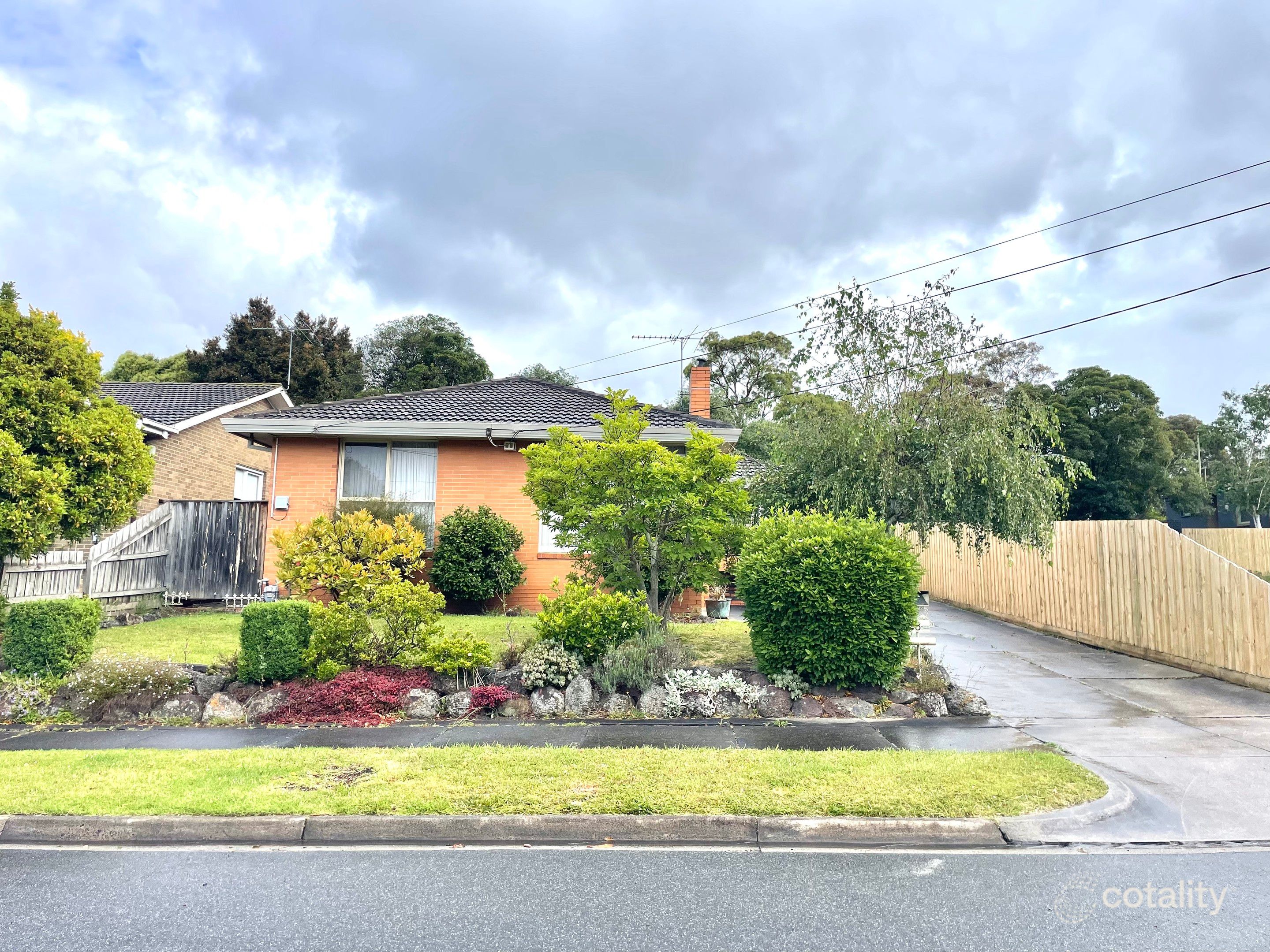 8 Mall Ct, Blackburn North, VIC 3130