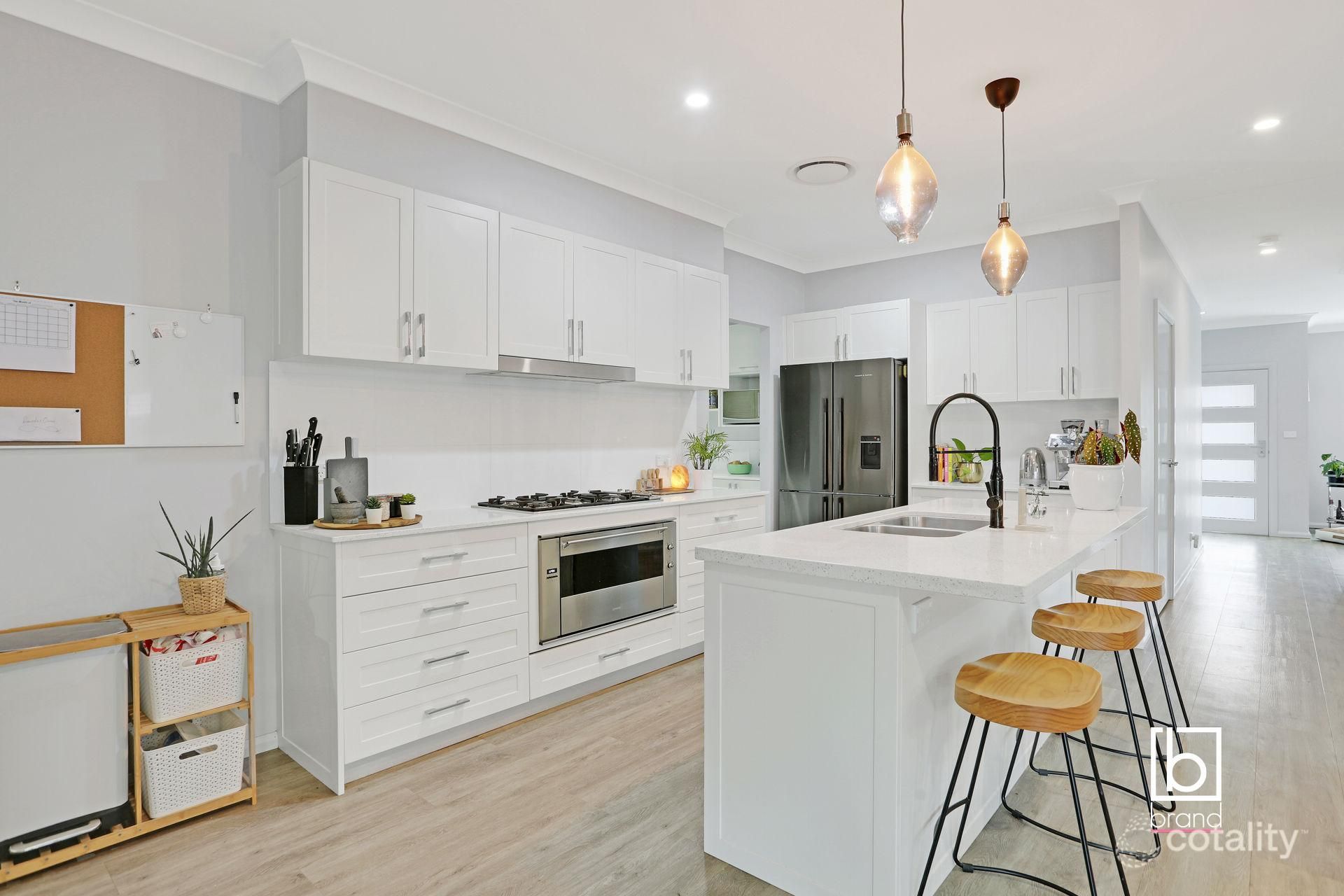 60 Settlers Rd, Wadalba, NSW 2259