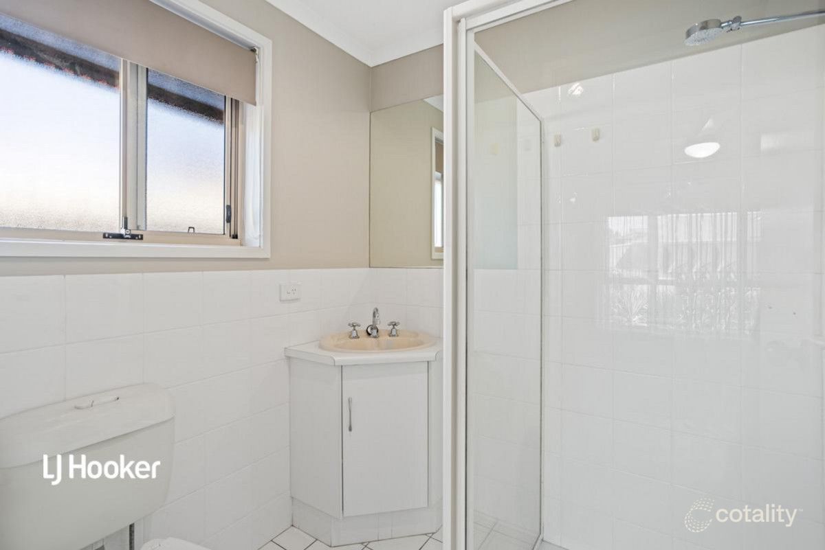 23 Mary Cres, Craigmore, SA 5114