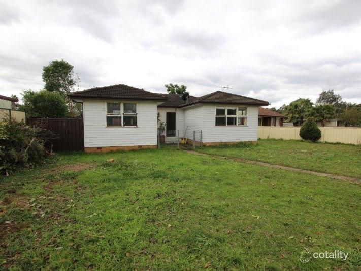 3 Bellambi Pl, Cartwright, NSW 2168