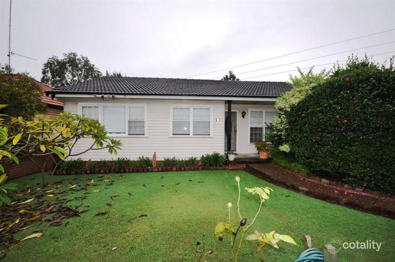 13 Nott St, Warners Bay, NSW 2282