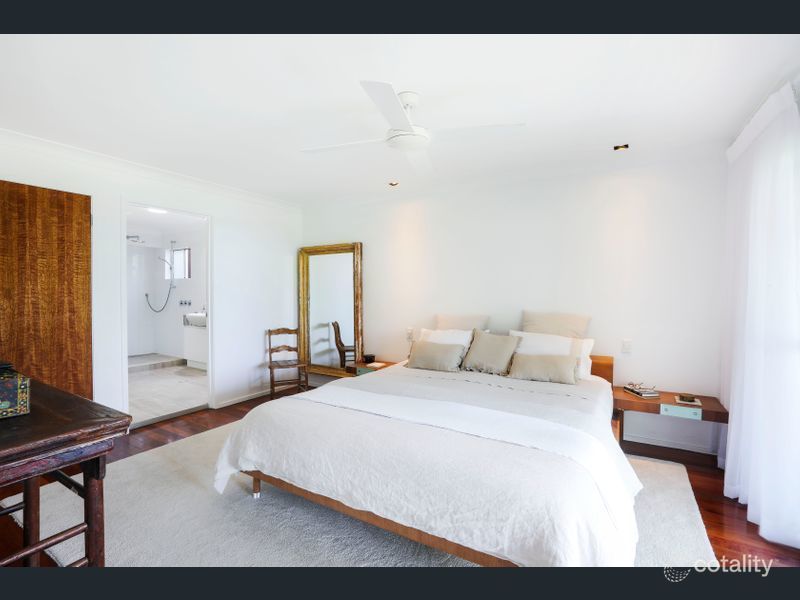 23 Katta Ave, Currumbin, QLD 4223