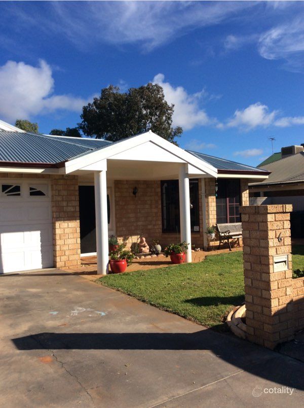 6 Erin Ct, Boulder, WA 6432