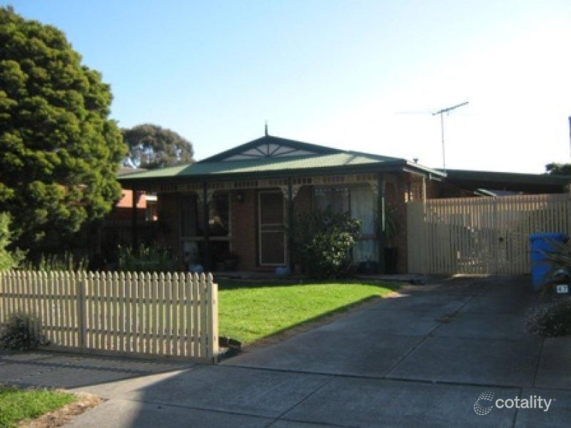47 Raisell Rd, Cranbourne West, VIC 3977