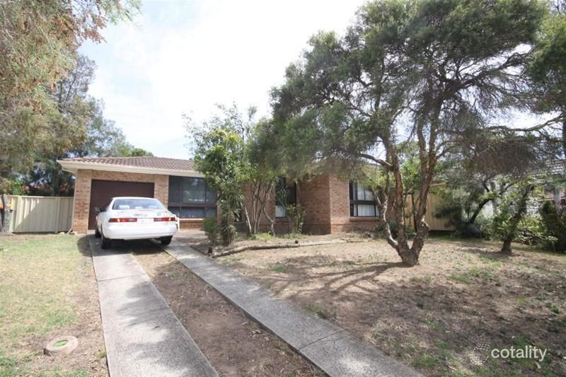 10 Moorina Cl, Greenfield Park, NSW 2176