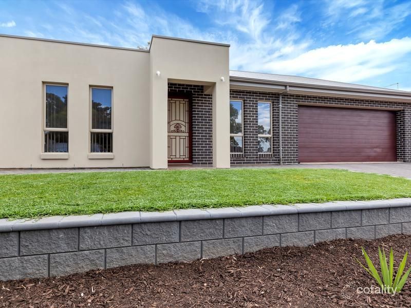 1 Boronia Dr, Hope Valley, SA 5090