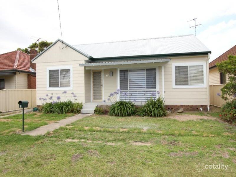 8 Travers Ave, Mayfield West, NSW 2304