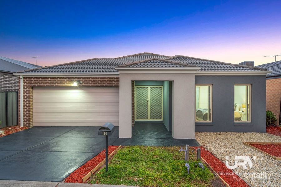85 Charteris Dr, Craigieburn, VIC 3064