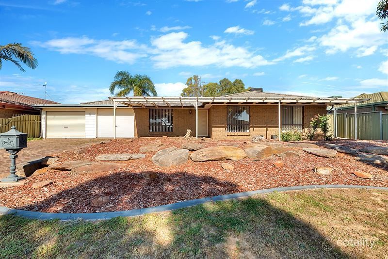 37 Otama Ct, Craigmore, SA 5114