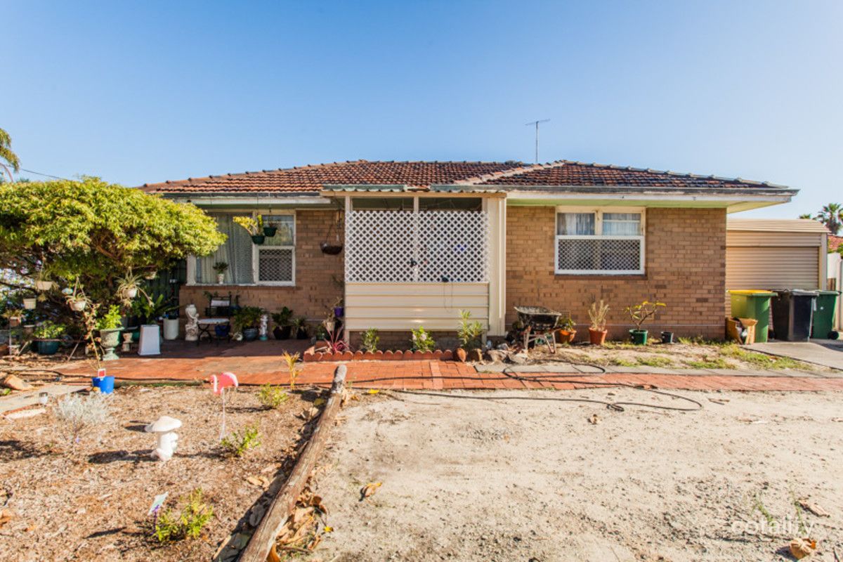 2 Osten Dr, Langford, WA 6147