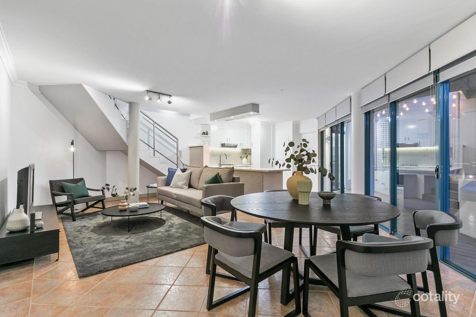 2/104 York St, Subiaco, WA 6008