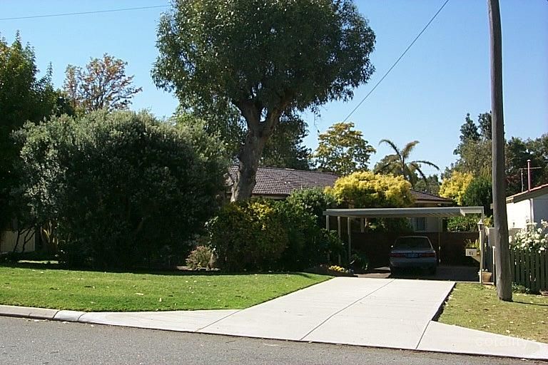 12 Newbery Rd, Wembley Downs, WA 6019