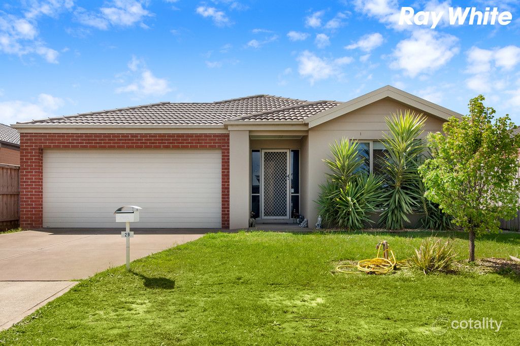 29 Elwood Ave, Pakenham, VIC 3810