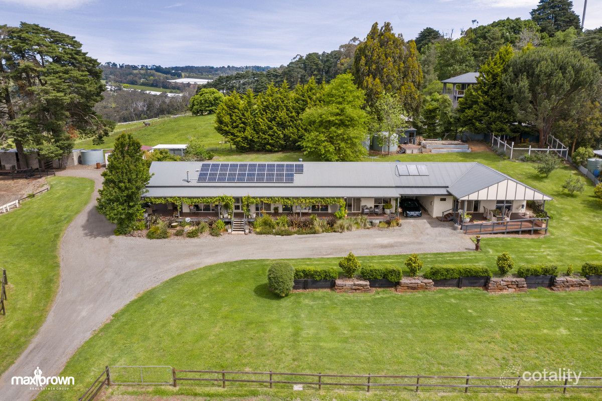 260 Victoria Rd, Wandin North, VIC 3139