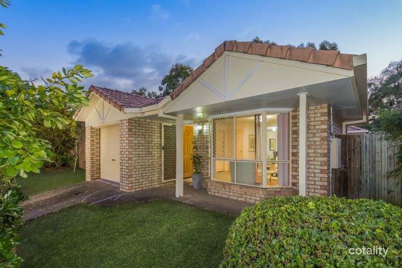 4 Mckenzie Pl, Forest Lake, QLD 4078