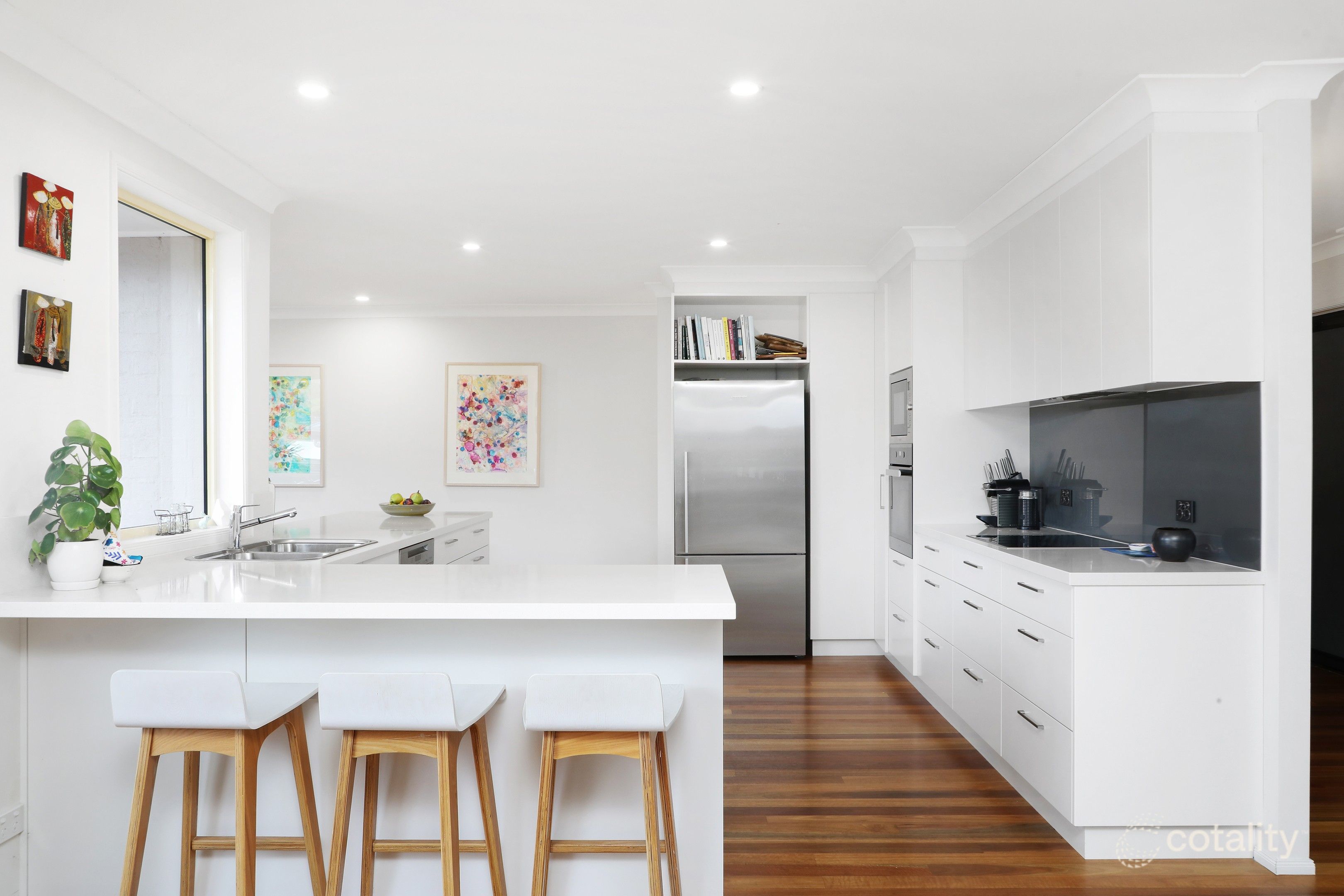 10 Hibiscus Ave, North Avoca, NSW 2260