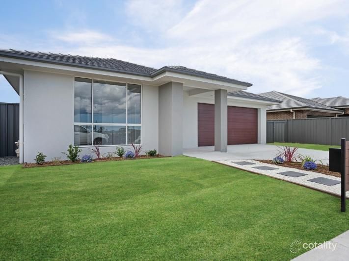 53 Floresta Cres, Cameron Park, NSW 2285