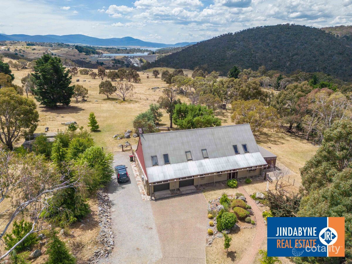 98 Riverview Ct, Jindabyne, NSW 2627
