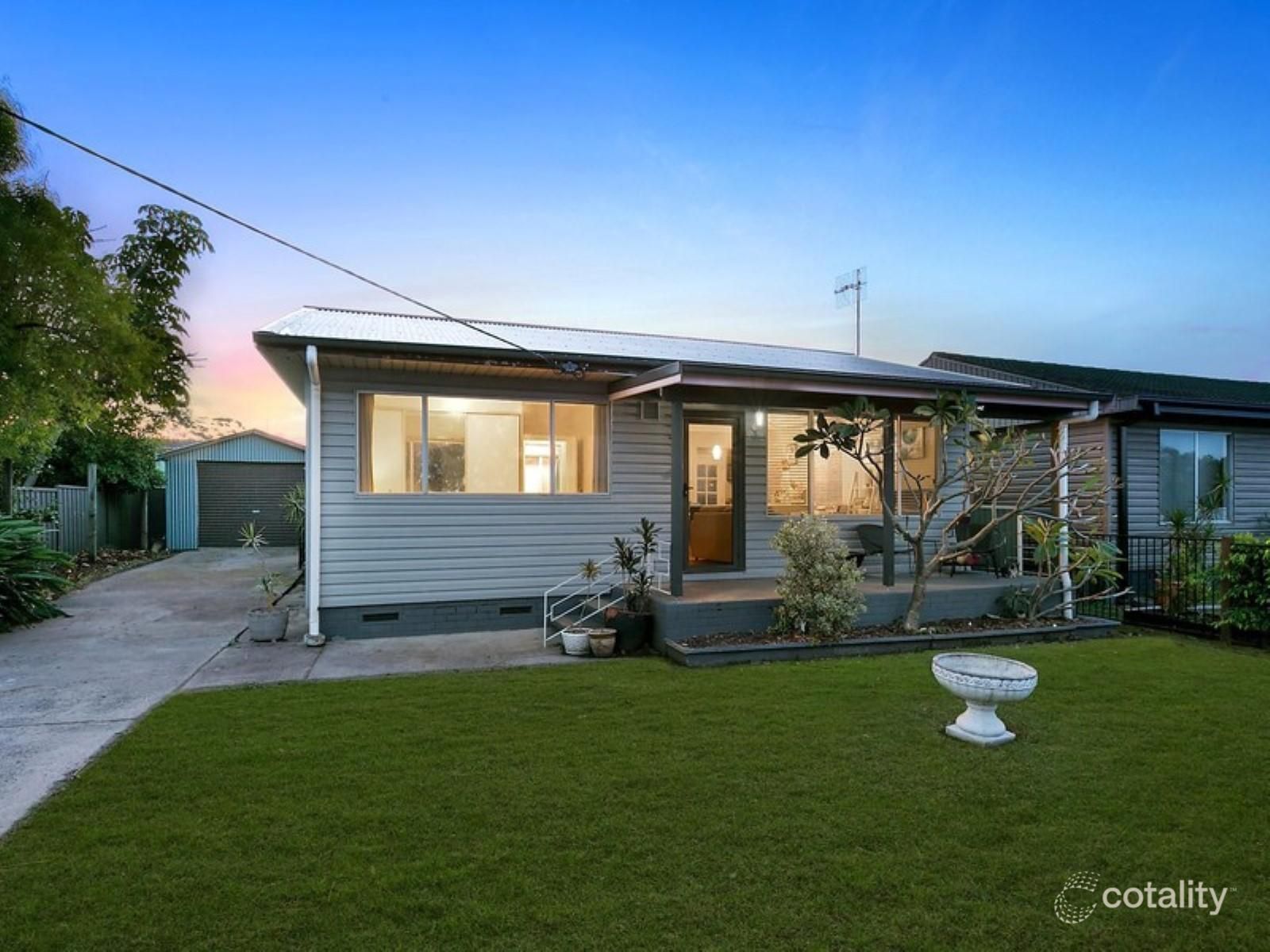 18 Maxwell Ave, Gorokan, NSW 2263
