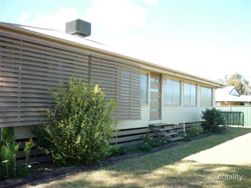 57 Church St, St George, QLD 4487