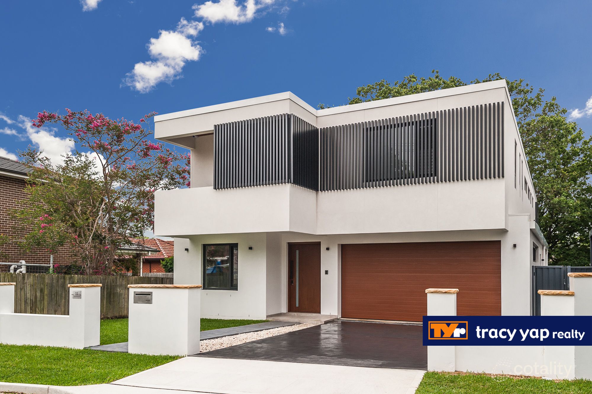 11 Hopetoun Ave, Denistone East, NSW 2112