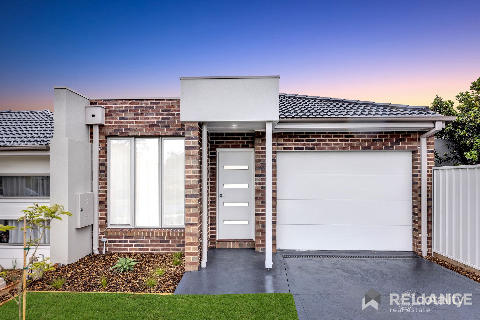 2/7 Oxley St, Sunbury, VIC 3429