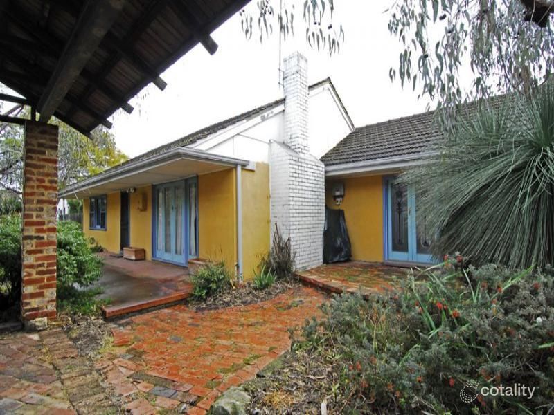 8 Mcgregor Rd, Palmyra, WA 6157