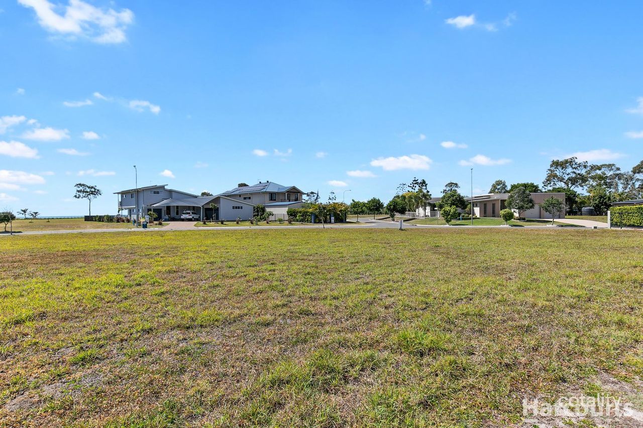 68 Barramundi Dr, Burrum Heads, QLD 4659