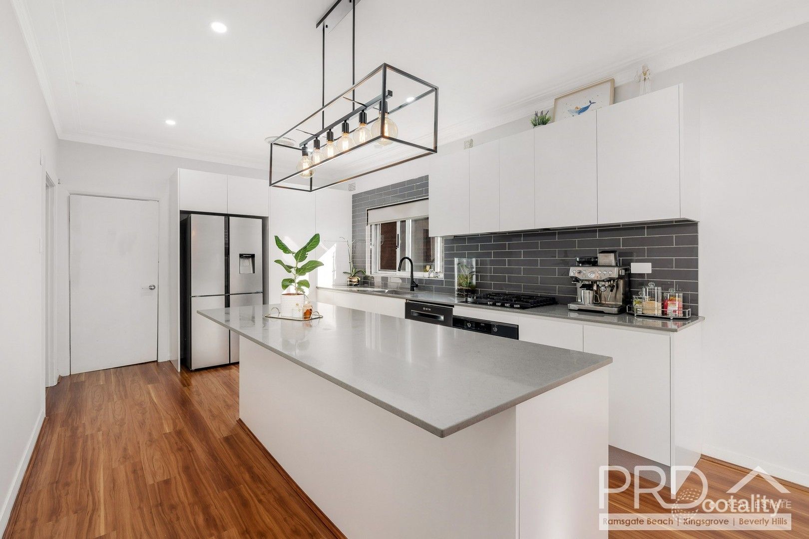 206 King Georges Rd, Roselands, NSW 2196