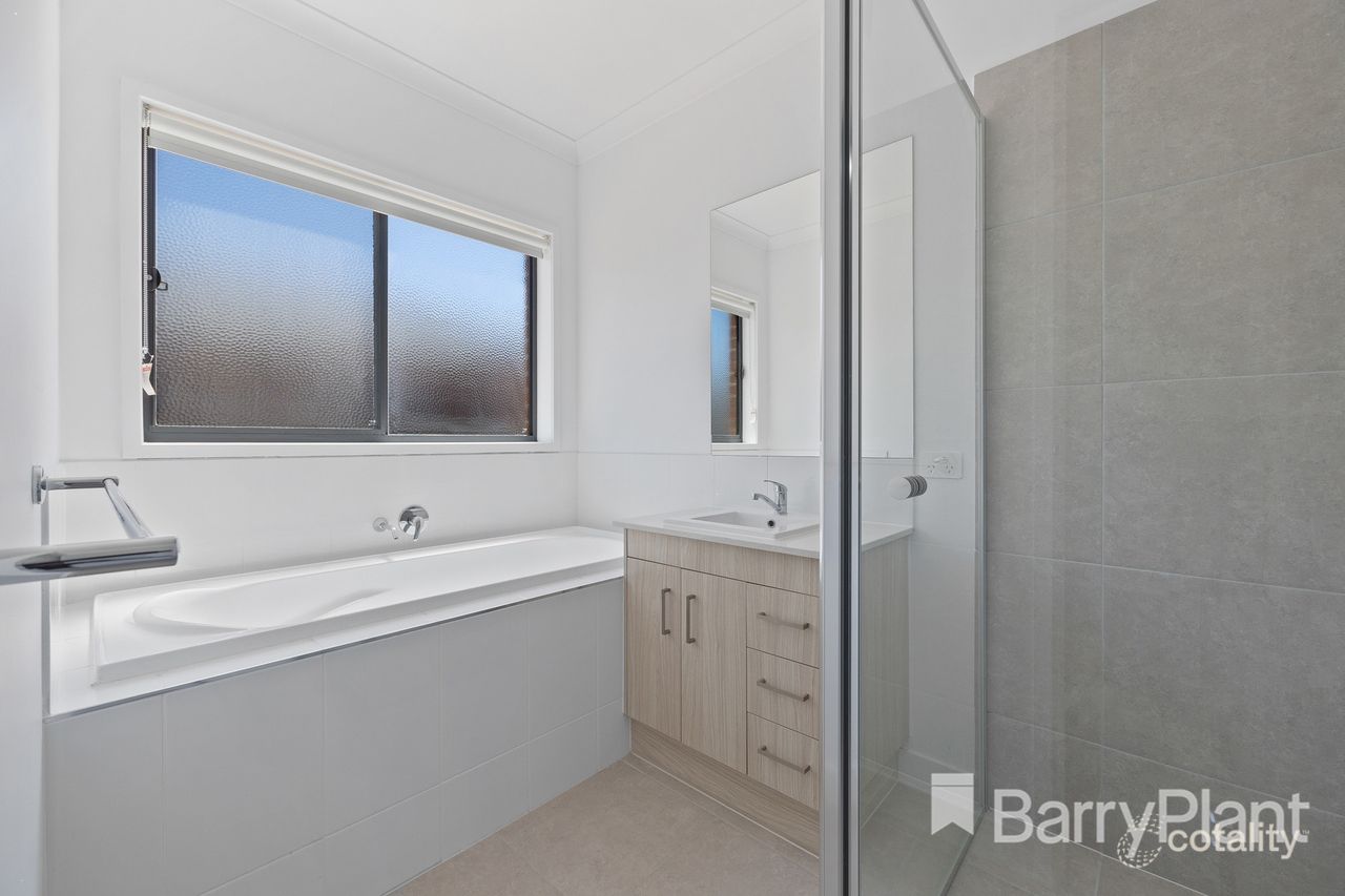 13 Navvy Jack Rd, Canadian, VIC 3350